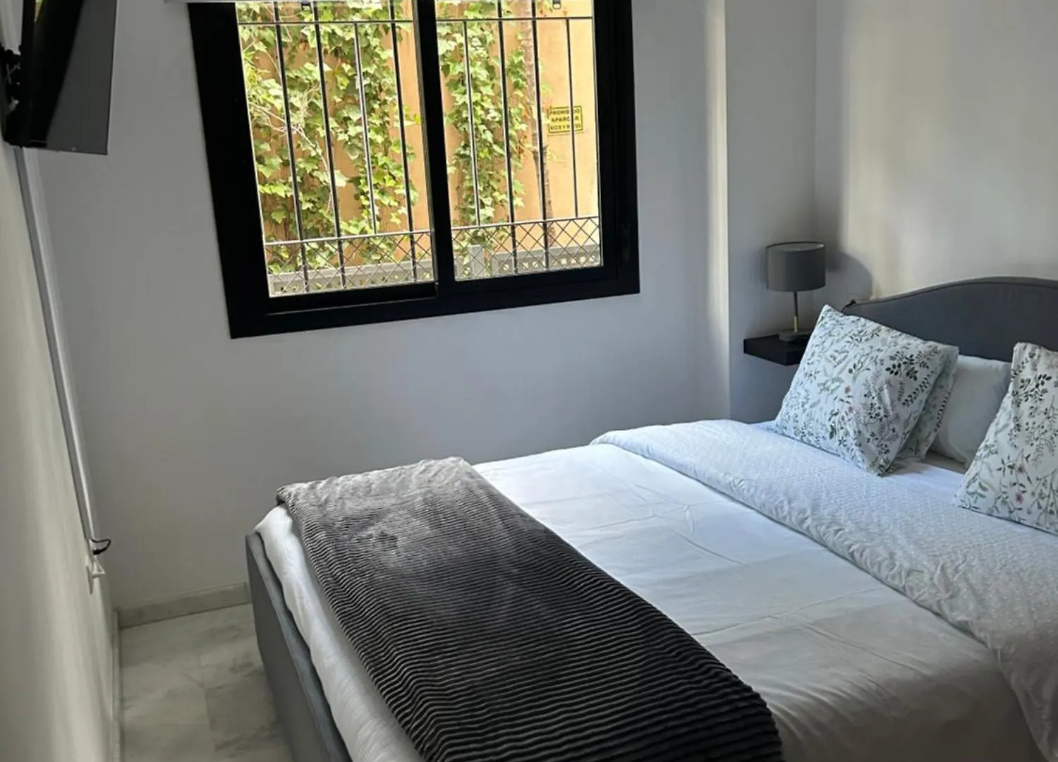 Apartamento Proximo Al Centro De 2 Dormitorios Con Piscina. Seville Apartment